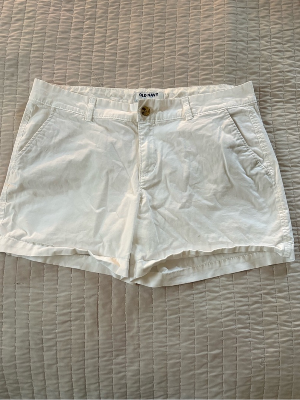 Old Navy White Women's Chino Bermuda Shorts